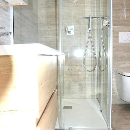 1 In Zain With Shared Swimming Pool Nedeščina